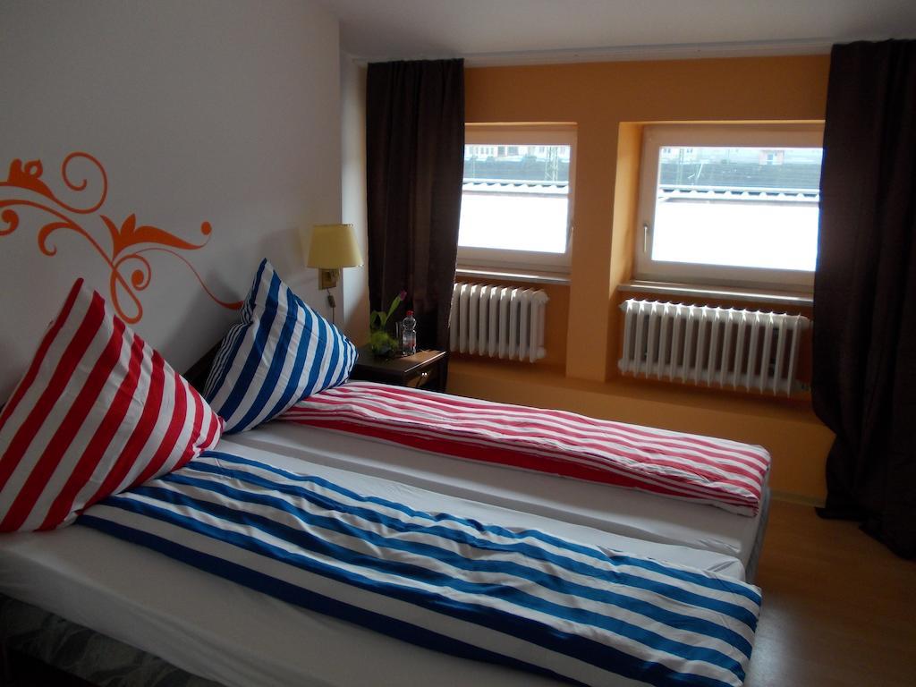 פסאו Hotel Im Bahnhof חדר תמונה