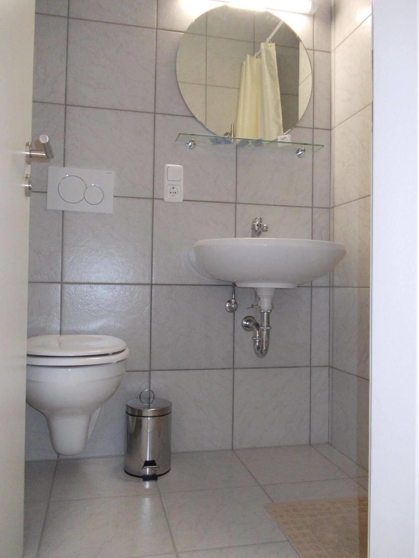 פסאו Hotel Im Bahnhof מראה חיצוני תמונה